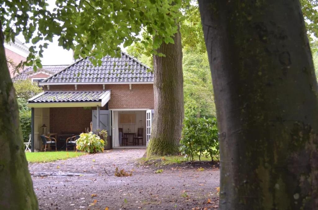 Stania State Bed & Breakfast Oentsjerk Exterior foto